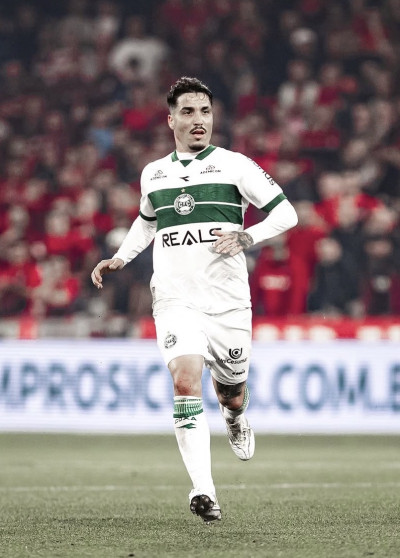 Fim da novela: Josué renova com o Coritiba até o final de 2026
