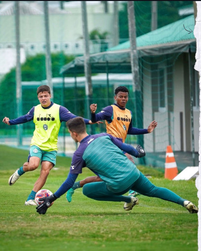 Coritiba divulga relacionados para a estreia da temporada contra o Foz do Iguaçu