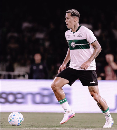 Wallisson deixa o Coritiba e acerta com o Mirassol